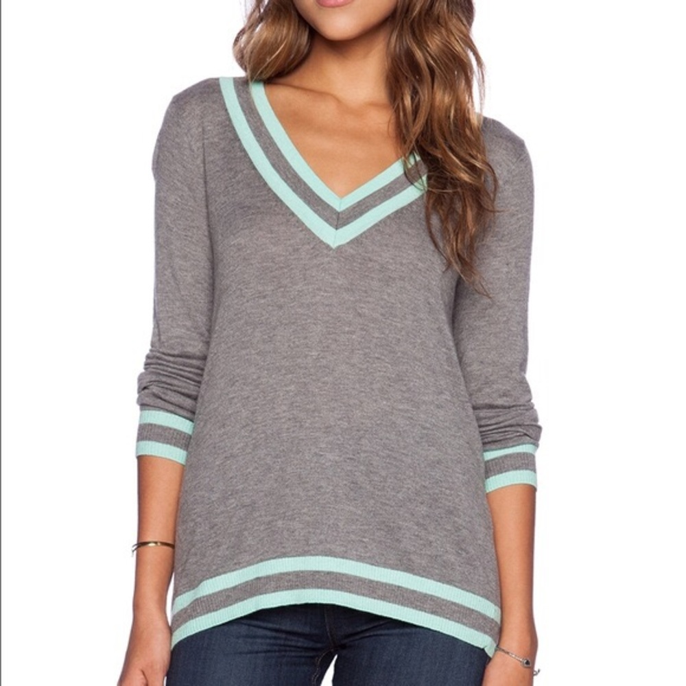 C&C California cashmere blend v neck sweater XS